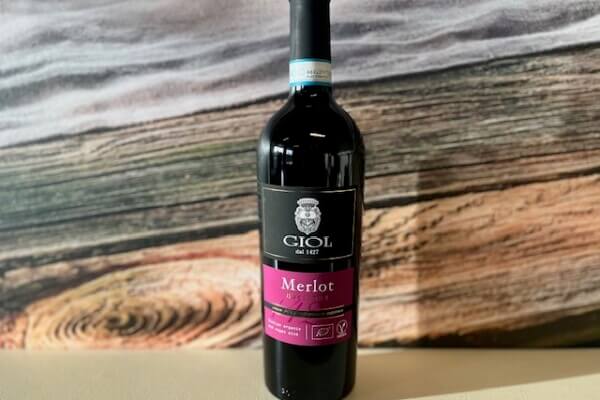 Merlot Italiaanse rode wijn (gerijpt op barrique houten vaten)